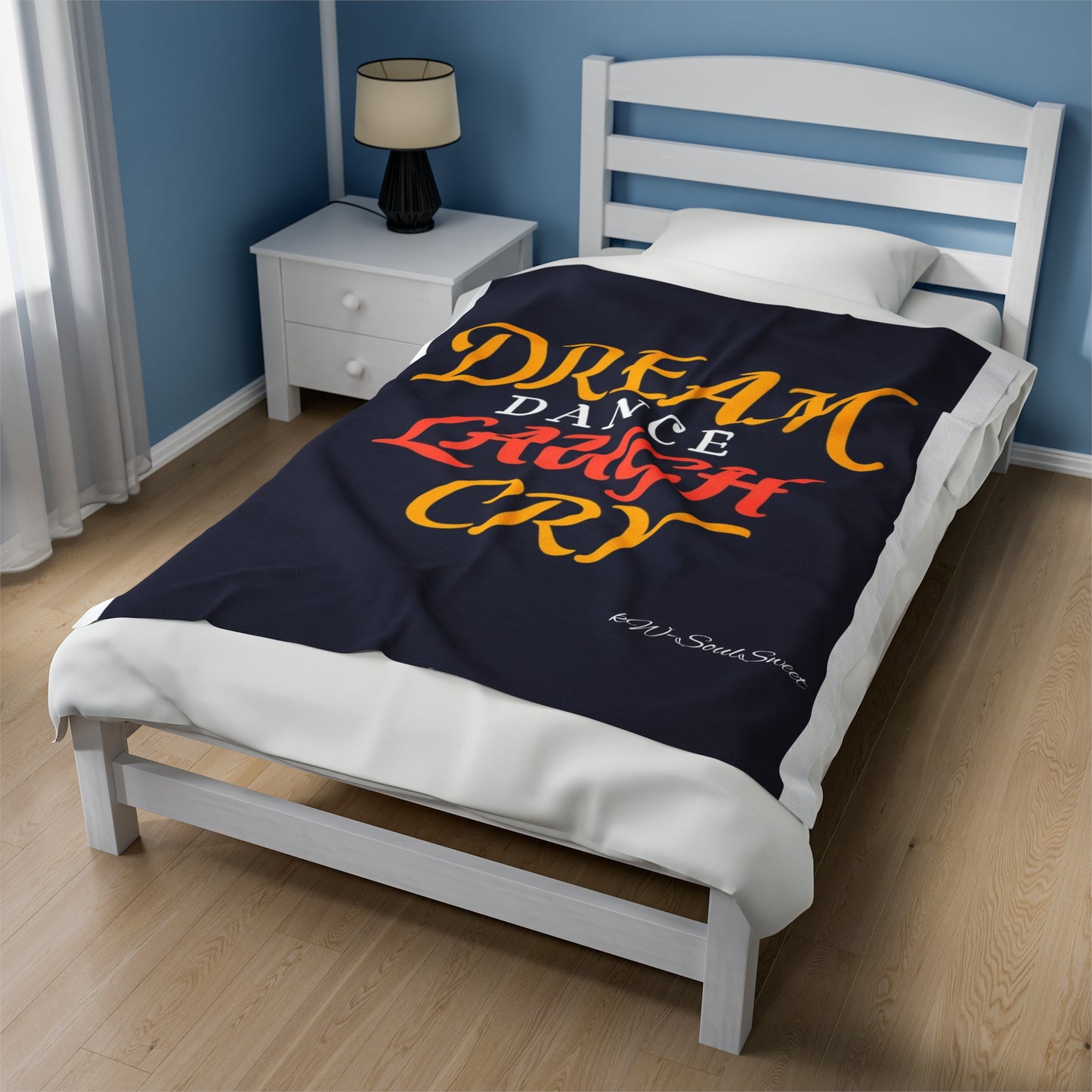 Inspiring Velveteen Plush Blanket - "Dream Dance Laugh Cry"